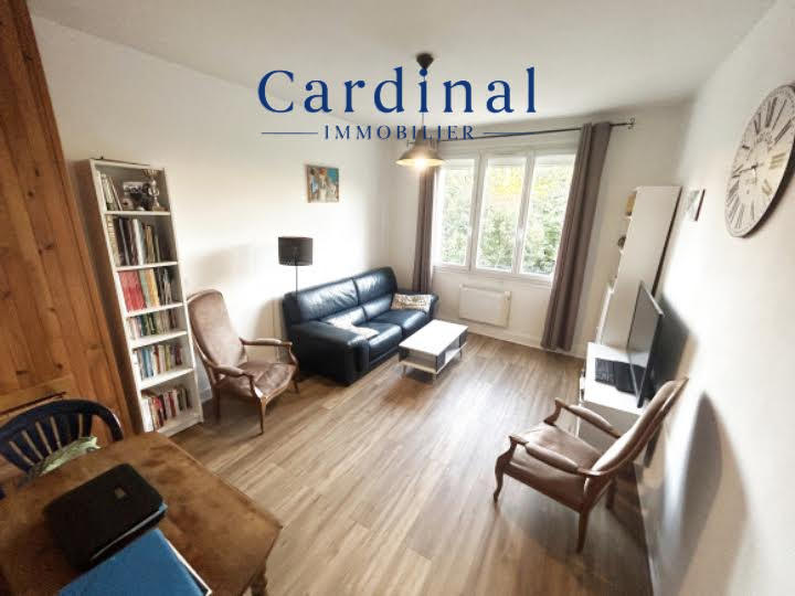 Maison - 77 m² - 5 pièces