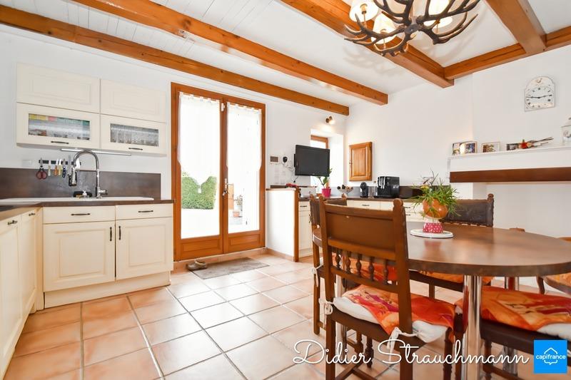 Maison - 161 m² - 8 pièces