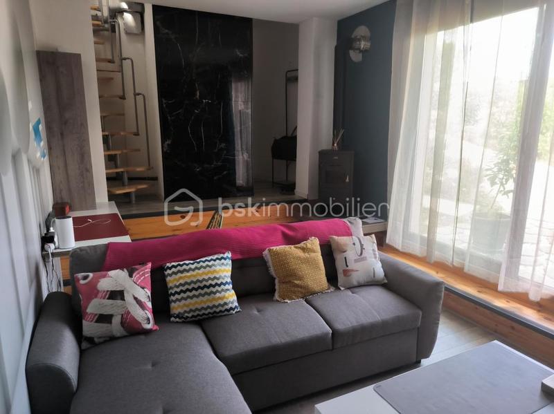 Maison - 240 m² - 10 pièces