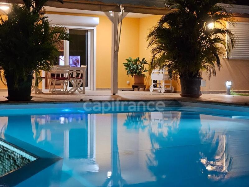 Maison - 160 m² - 5 pièces