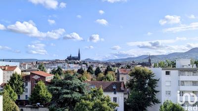 Appartement - 76 m² - 4 pièces