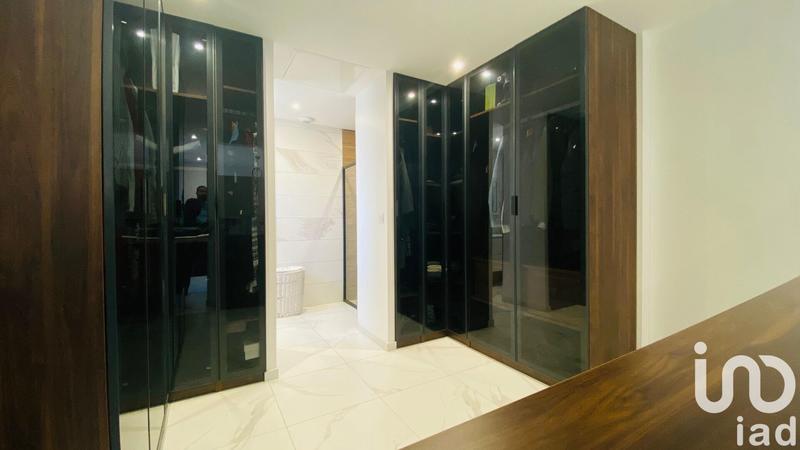 Maison - 190 m² - 8 pièces