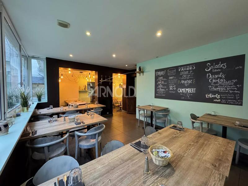 Local commercial - 8 pièces