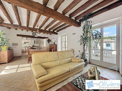 Maison - 164 m² - 7 pièces