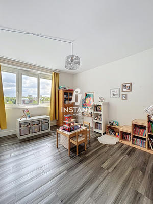 Appartement - 95 m² - 4 pièces