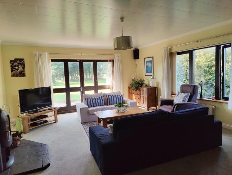 Maison - 207 m² - 7 pièces