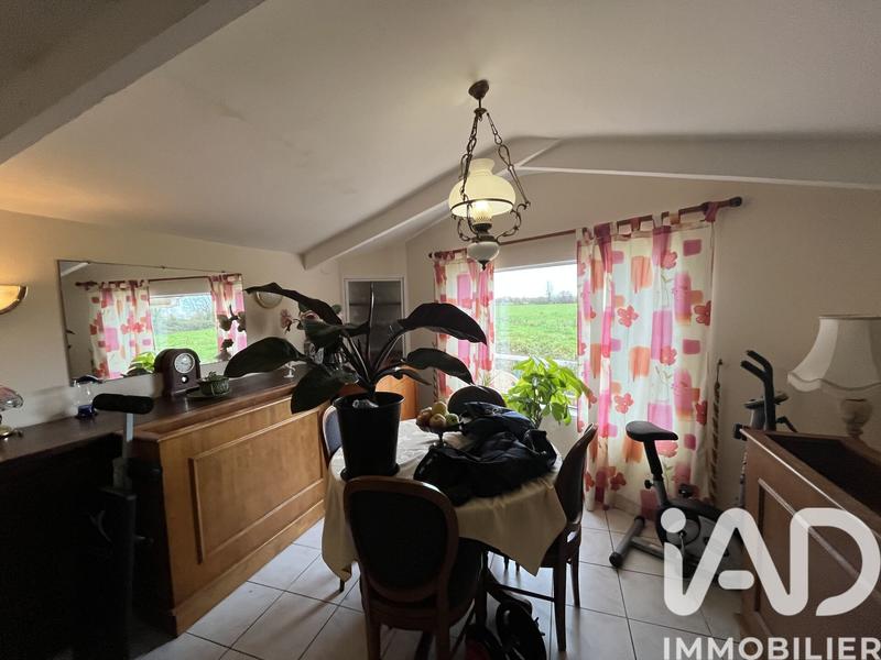 Maison - 325 m² - 13 pièces