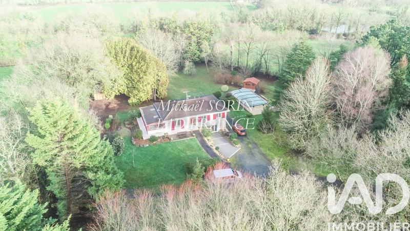 Maison - 200 m² - 7 pièces