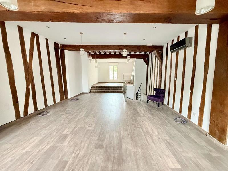 Immeuble - 250 m² - 10 pièces