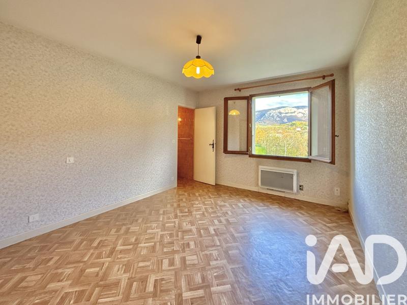 Maison - 210 m² - 7 pièces