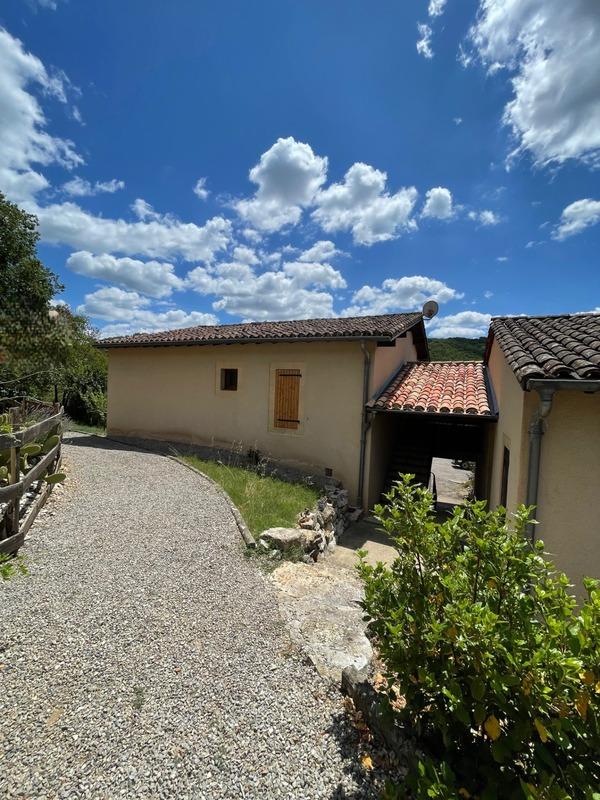 Maison - 107 m² - 4 pièces