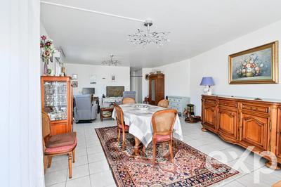 Appartement - 85 m² - 3 pièces