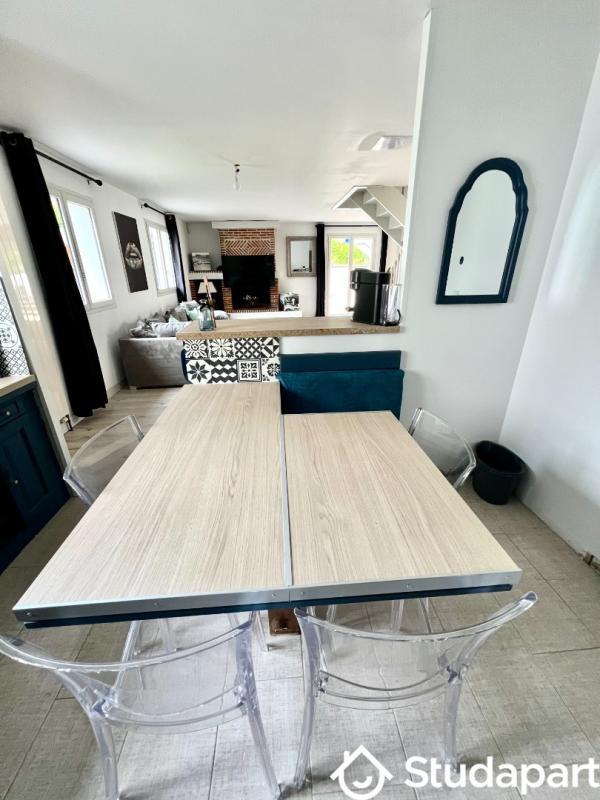 Chambre - 12 m² - 1 pièce