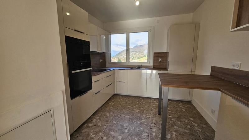 Appartement - 89 m² - 3 pièces