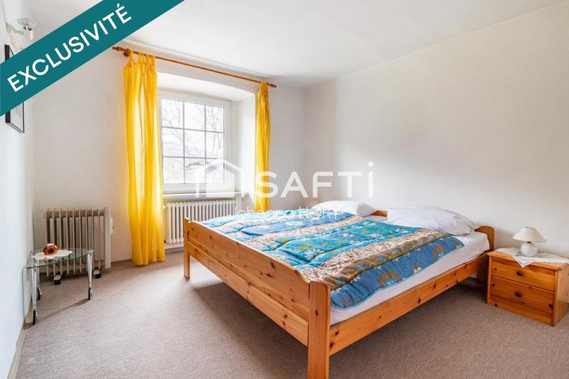 Maison - 220 m² - 11 pièces