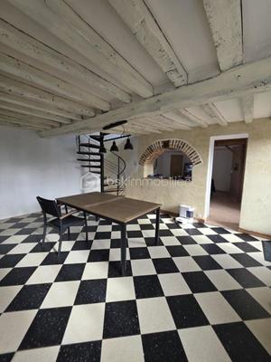 Maison - 122 m² - 5 pièces