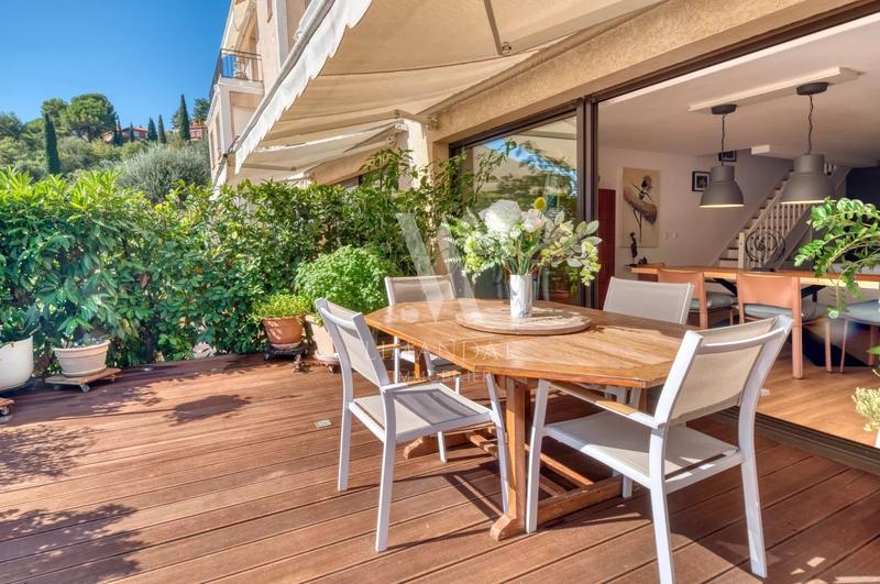 Appartement - 123 m² - 6 pièces