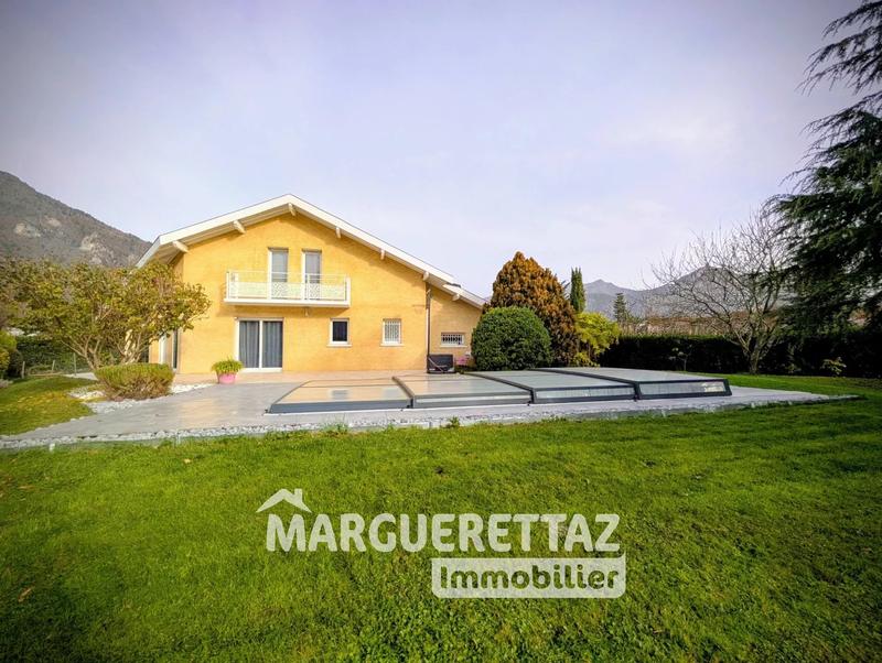 Maison - 125 m² - 5 pièces