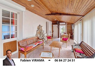 Maison - 168 m² - 8 pièces