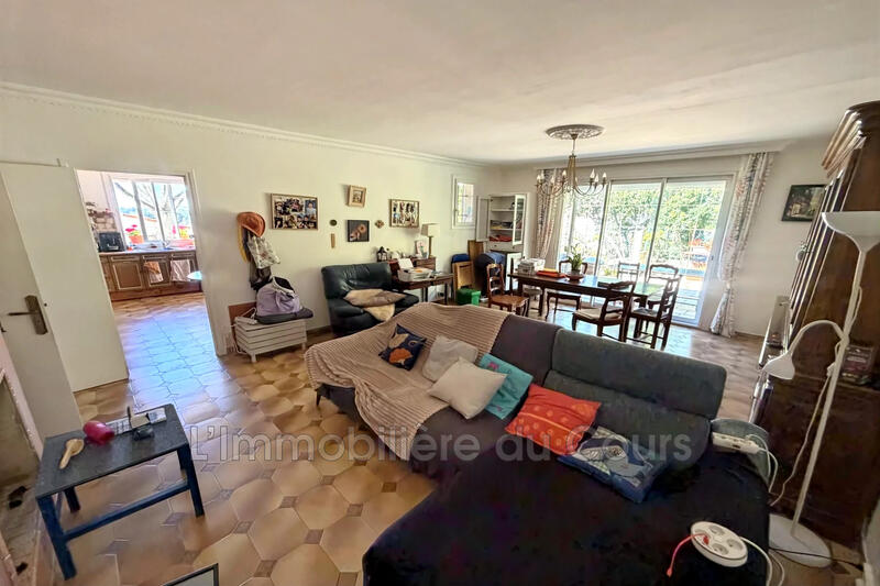 Maison - 120 m² - 6 pièces