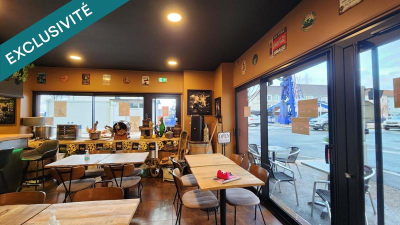 Local commercial - 111 m² - 3 pièces