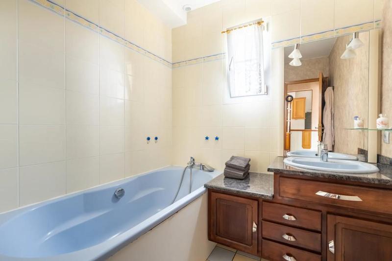 Maison - 123 m² - 6 pièces