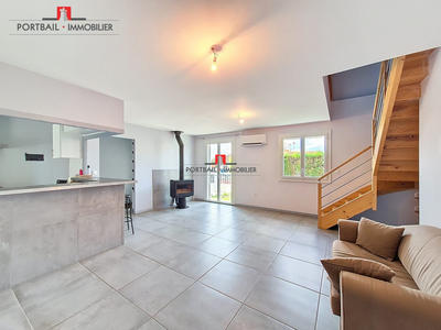 Maison traditionnelle - 145 m² - 6 pièces