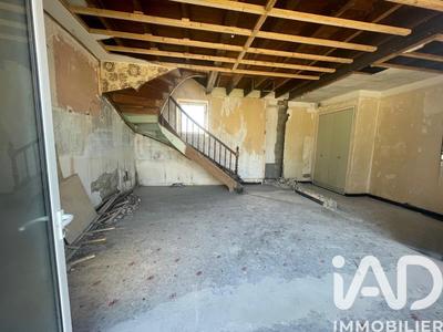 Maison - 230 m² - 5 pièces