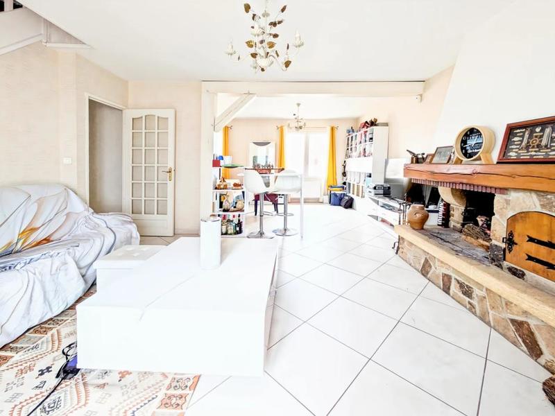 Maison - 160 m² - 4 pièces