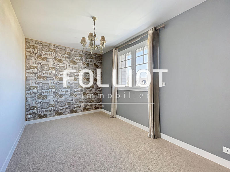 Maison - 142 m² - 7 pièces