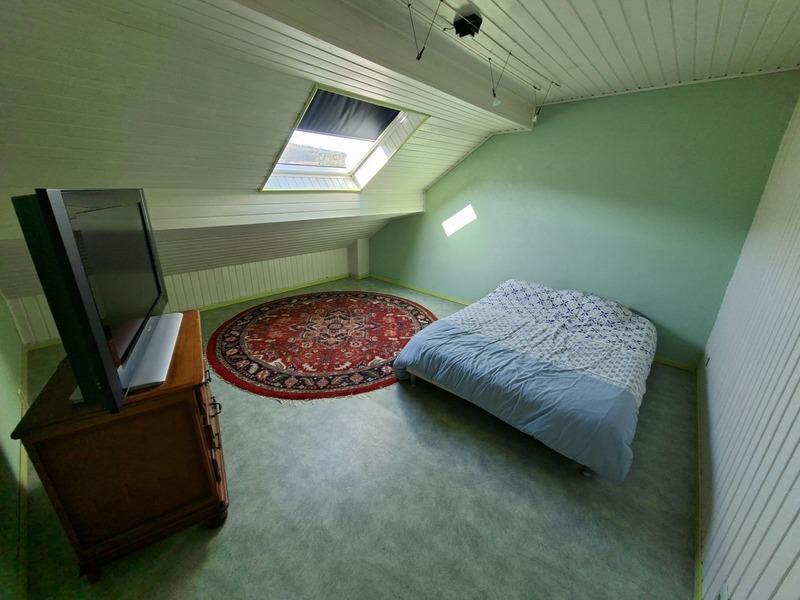 Maison - 196 m² - 7 pièces