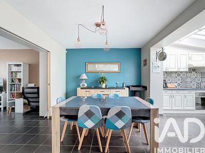 Maison de ville - 100 m² - 5 pièces