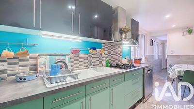 Maison - 95 m² - 4 pièces