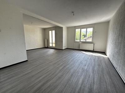 Appartement - 104 m² - 4 pièces