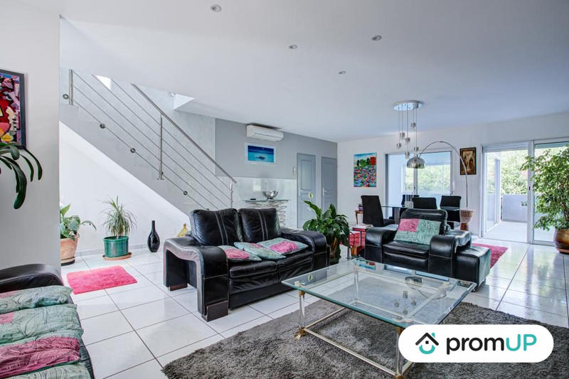 Maison contemporaine - 150 m² - 6 pièces