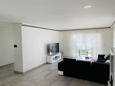 Maison - 149 m² - 6 pièces