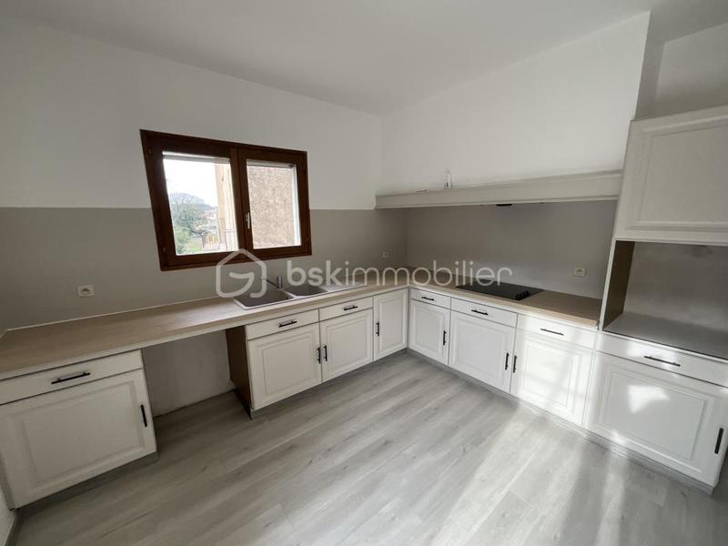 Maison - 131 m² - 3 pièces