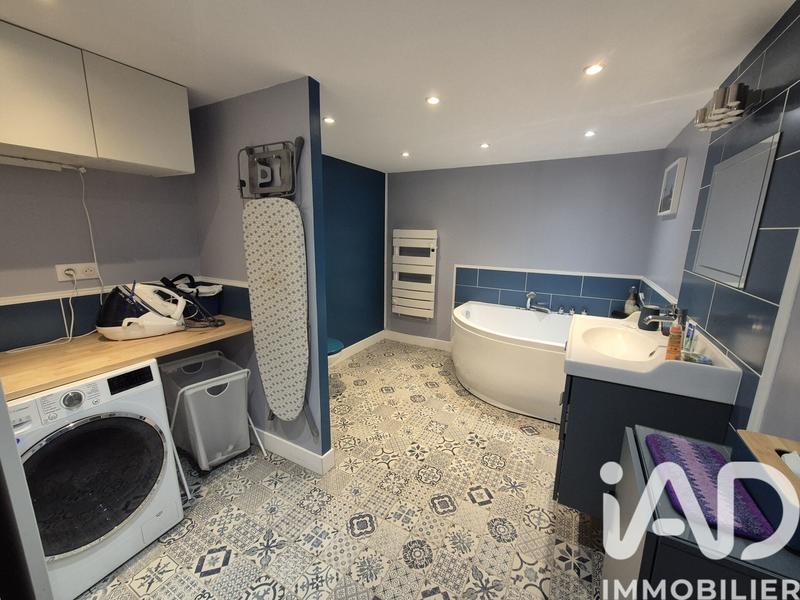 Maison - 140 m² - 5 pièces