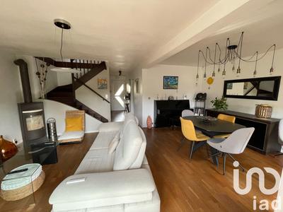 Maison - 110 m² - 6 pièces