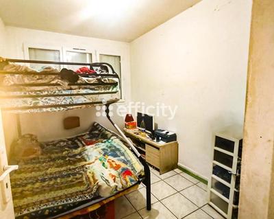 Appartement - 96 m² - 5 pièces