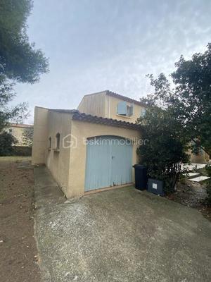 Villa - 165 m² - 6 pièces