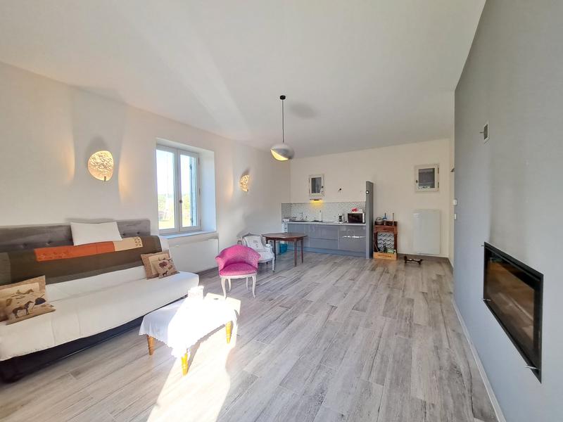 Maison - 185 m² - 15 pièces