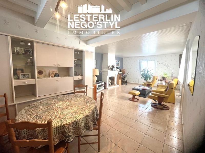 Pavillon - 135 m² - 4 pièces