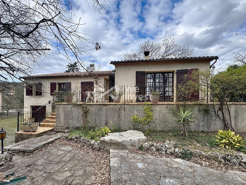 Maison - 120 m² - 5 pièces