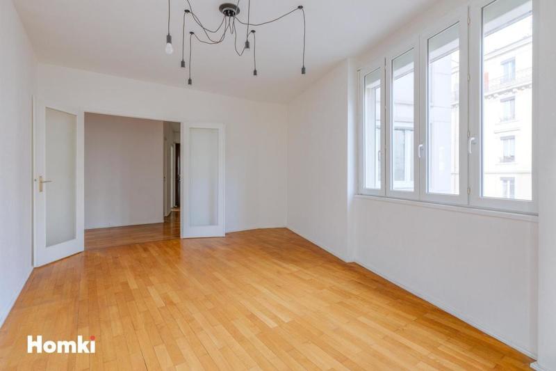 Appartement - 75 m² - 3 pièces