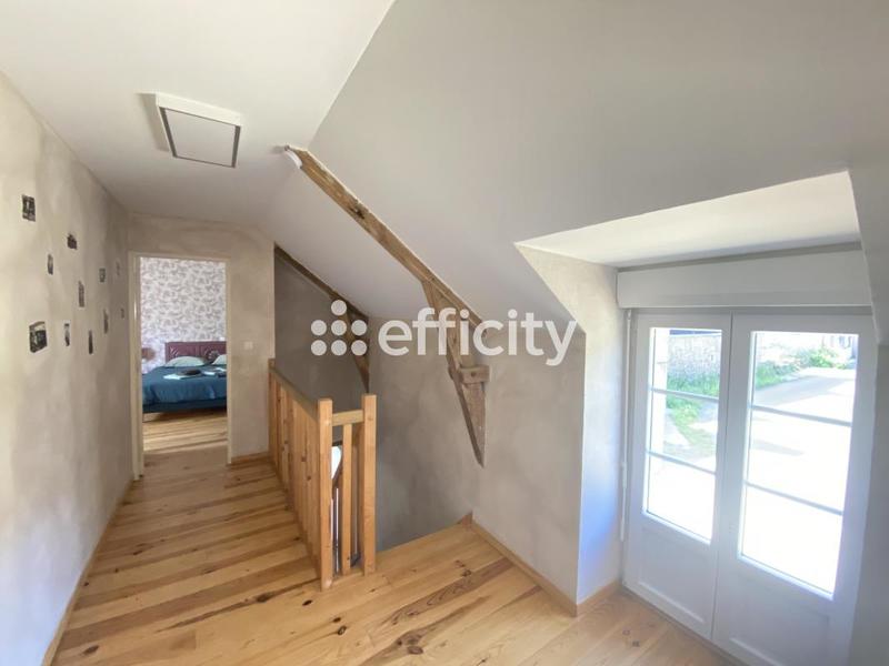 Maison - 395 m² - 13 pièces