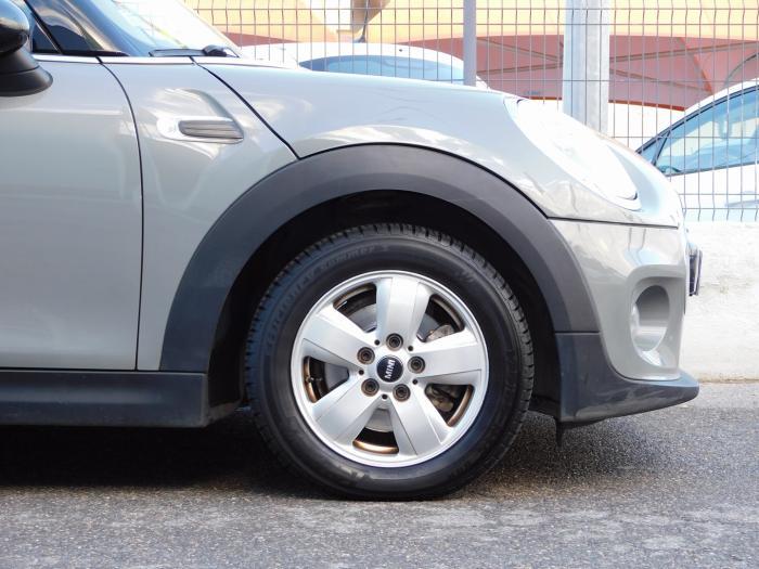 Mini Mini Cooper d 116ch Bva