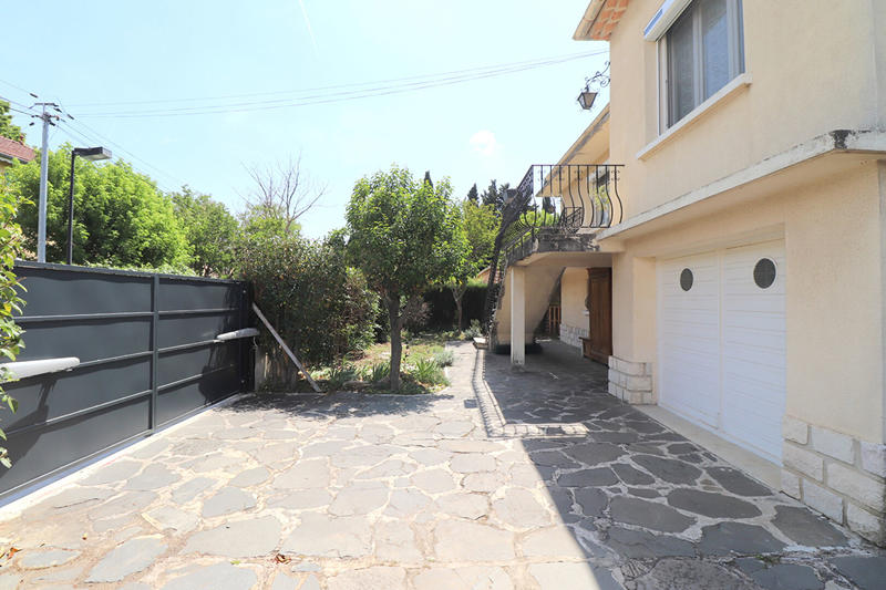 Maison - 172 m² - 6 pièces