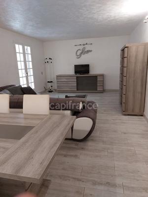 Maison - 240 m² - 6 pièces