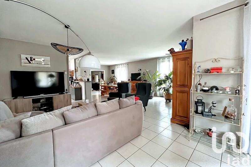 Maison - 177 m² - 6 pièces